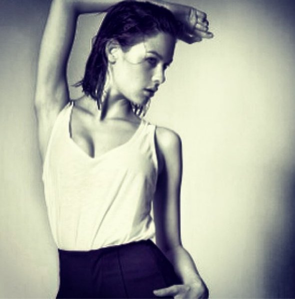 Soner Sarıkabadayı'ya Hollandalı sevgili