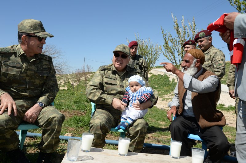 Necdet Özel'den Süleyman Şah ziyareti