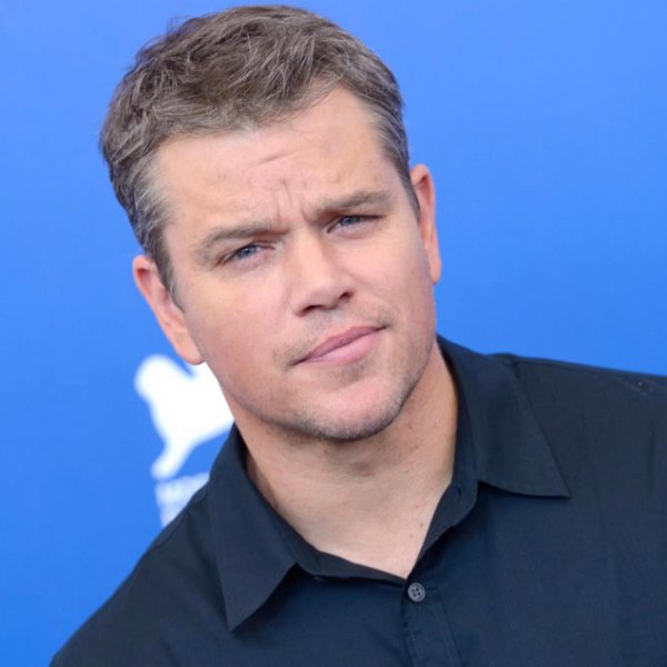 Yaşayan en seksi erkek seçilen ünlü isimler 