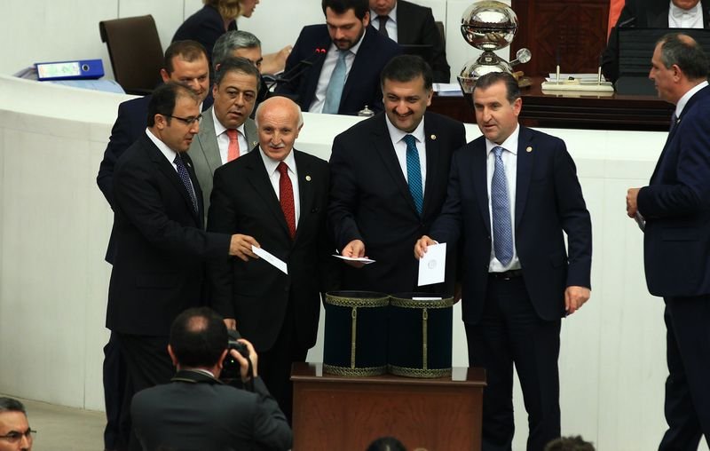 Meclis Başkanlığı oylamasından kareler