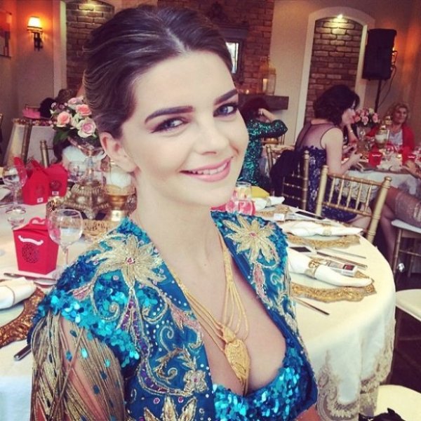 Pelin Karahan ikinci çocuk mesajı verdi 