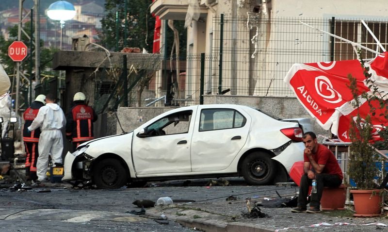 Sultanbeyli'de polis merkezine saldırı