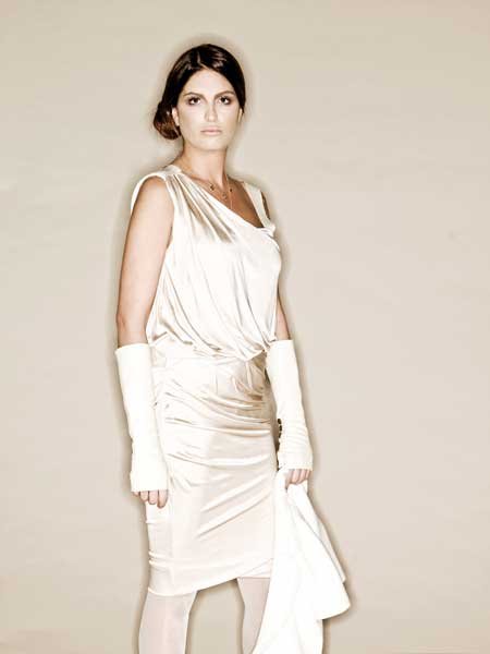 Süreyya Yalçın otomobiliyle çita gezdirdi