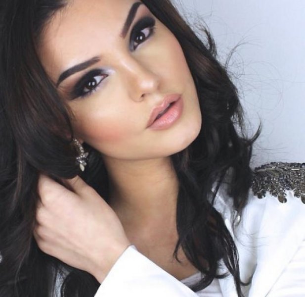 Kürt kızı Evon Wahab Instagram'ı salladı