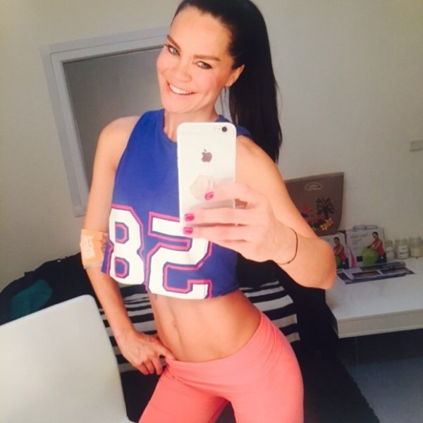 Ebru Şallı yeni yaşını kutladı