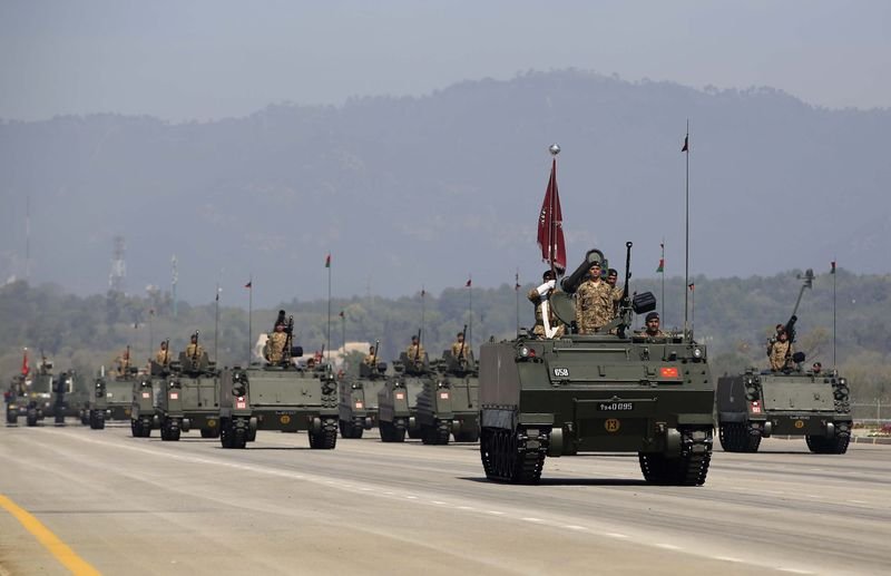 Pakistan yeni silahlarıyla gövde gösterisi yaptı