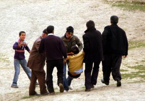 Polis dipçikle böyle dövmüştü