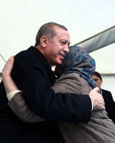 Davutoğlu ile Erdoğan İstanbul-Konya YHT açılışında