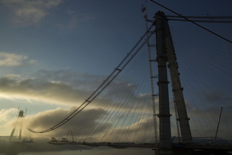 Üçüncü köprünün telleri rekor kırdı