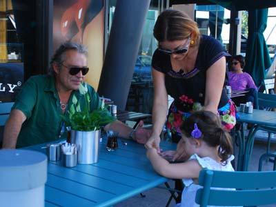 Aşkın Nur Yengi'nin Nazlı'sı