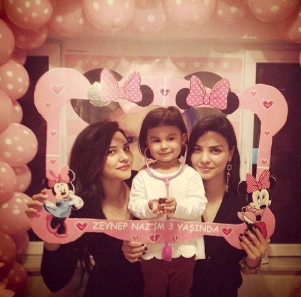 İkiz kardeşi olan ünlü isimler 