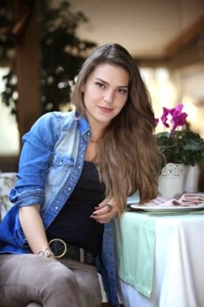 Aslı Enver'den sevgilisine tam destek 