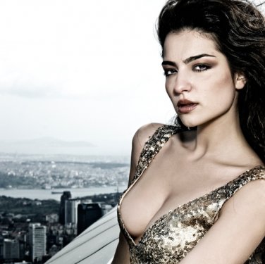 Melisa Aslı Pamuk'a büyük tehdit