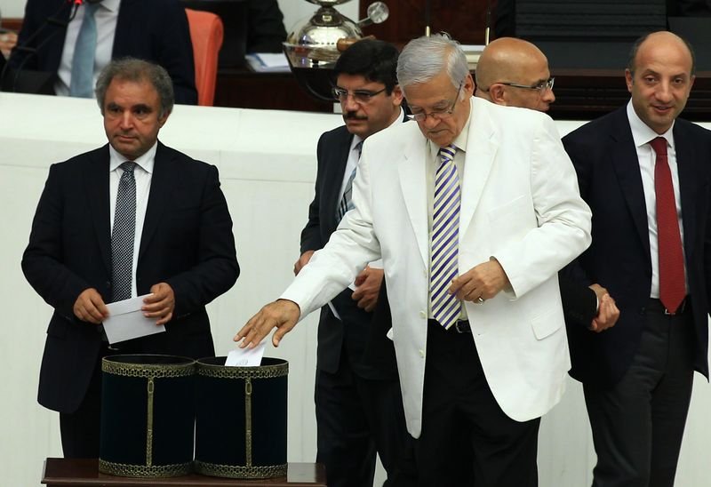 Meclis Başkanlığı oylamasından kareler