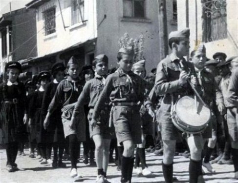 Kabinenin çocuk yüzü