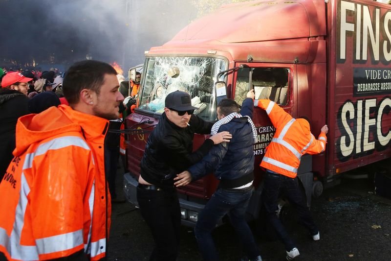 BBC Türkçe'nin dili Taksim'de başka Brüksel'de başka