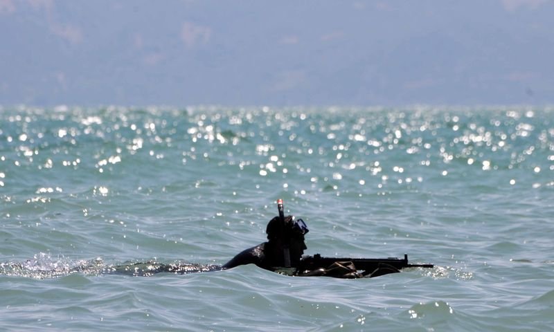 Türk komandosunun zorlu eğitimi