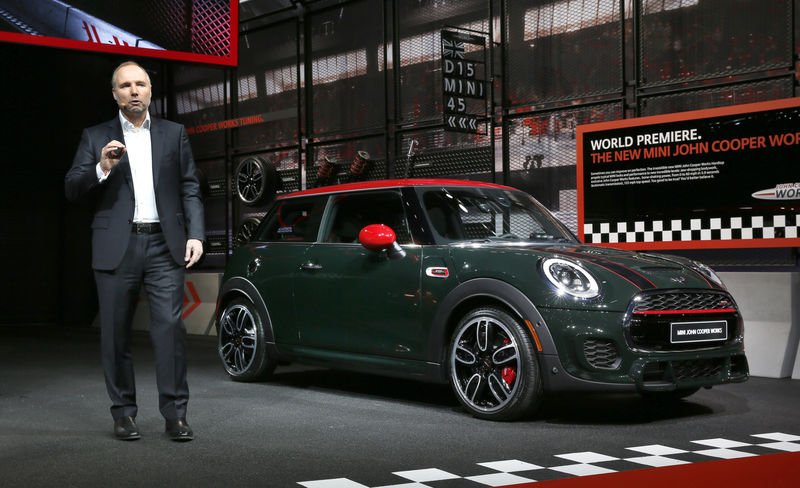2015 Detroit Auto Show kapılarını açtı