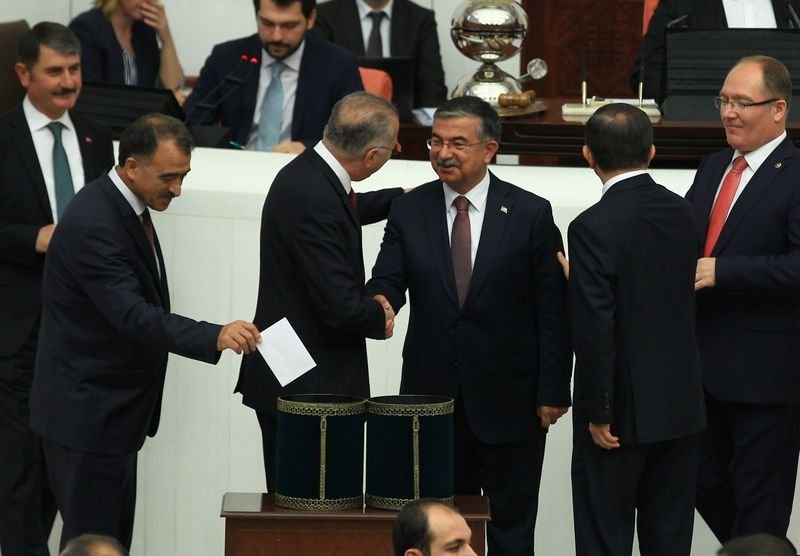 Meclis Başkanlığı oylamasından kareler