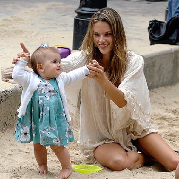 Ünlülerin hamilelik görüntüleri