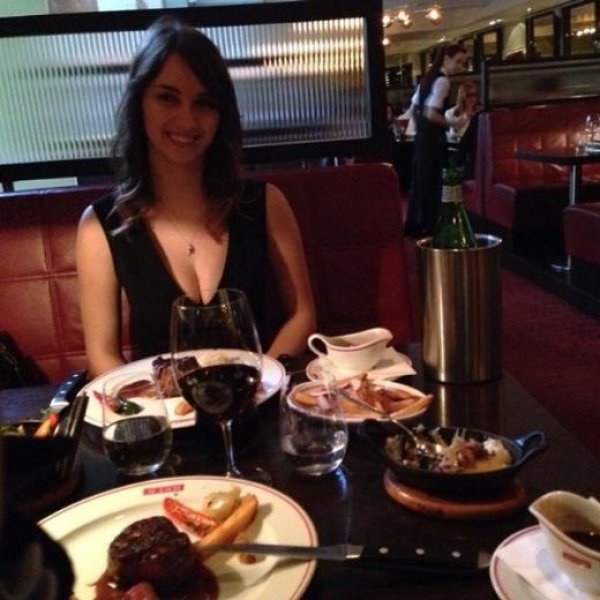 Nikita Klaestrup'ın konuşulan fotoğrafları