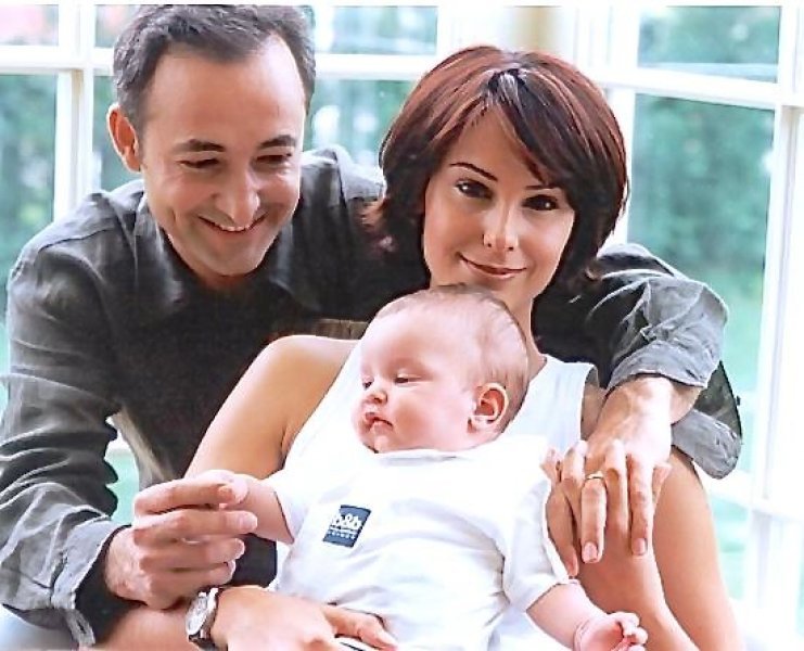 Genç yaşta evlenen ünlüler