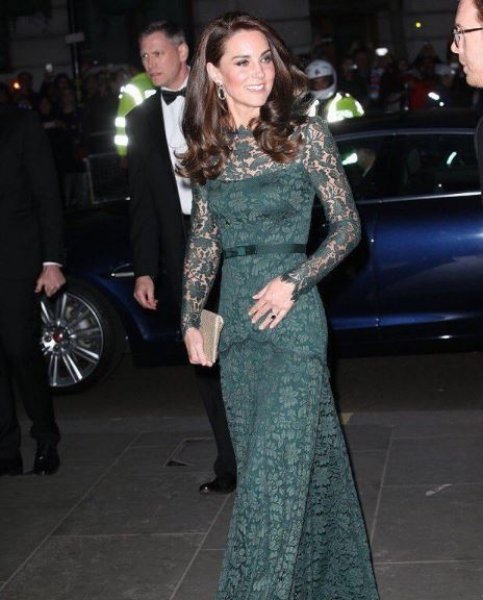 Prenses Kate Middleton’ın sanat şıklığı