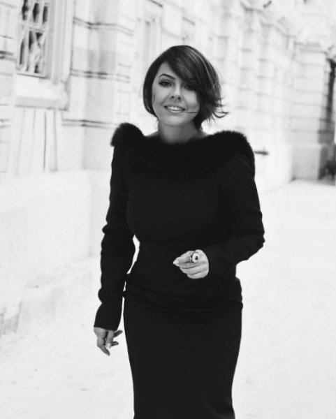 Ebru Gündeş'in 15 kiloluk tulumu