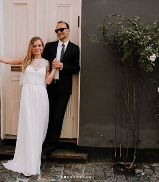 Oyuncu Gürgen Öz evlendi