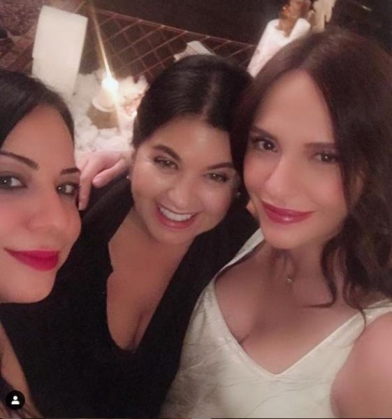 Sinem Öztürk baby shower partisi düzenledi 