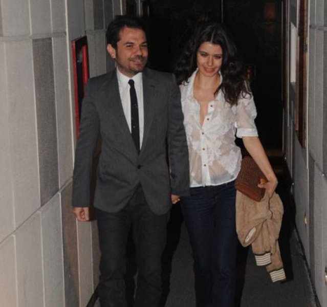 Kenan Doğulu göbek yaptı 