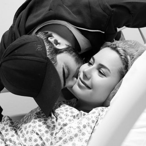 Ünlü sunucu Ece Erken boşanıyor