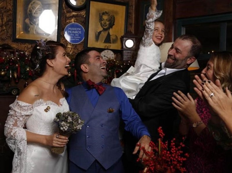 Ceyda Düvenci ve Bülent Şakrak evlendi