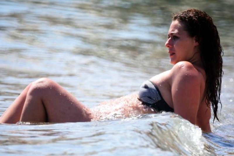 Kadın turiste rahatsız eden yakın markaj