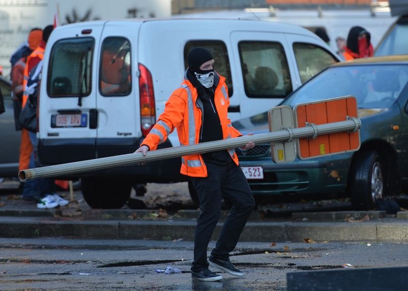 BBC Türkçe'nin dili Taksim'de başka Brüksel'de başka