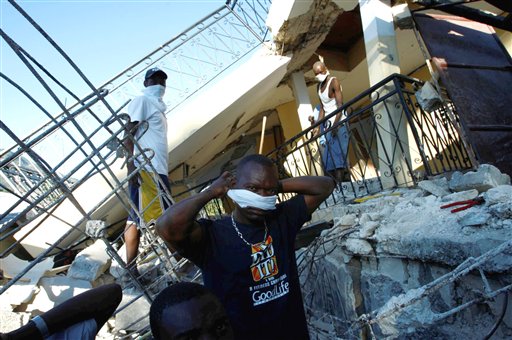 Haiti'de açık hava mezarlığı