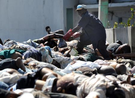 Haiti'de açık hava mezarlığı