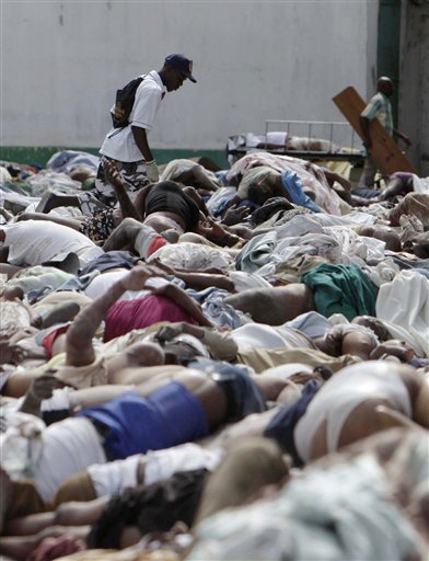 Haiti'de açık hava mezarlığı
