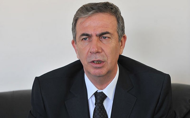 Ünlülerden Kayahan paylaşımları