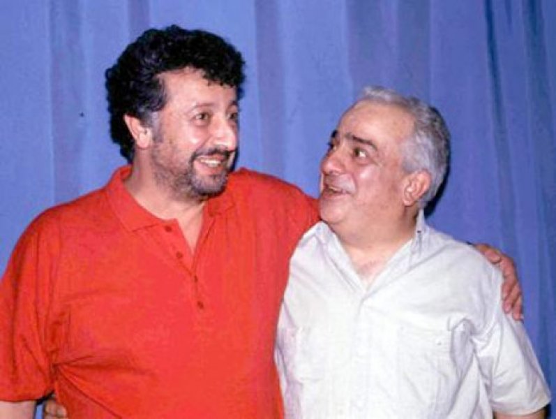 Zeki Alasya vefat etti