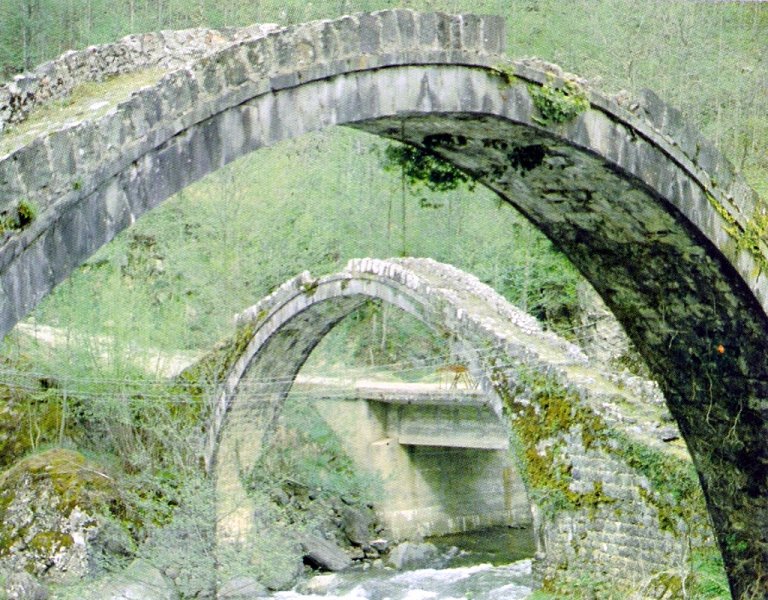 Tarihe tanıklık eden köprüler