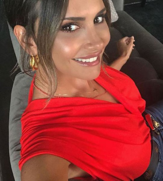 Emina Jahovic'in Sadettin Saran pişmanlığı 