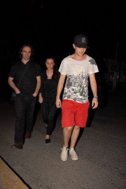 Ameliyatla erkek olan oyuncu Rüzgar Erkoçlar sessizliğini bozdu