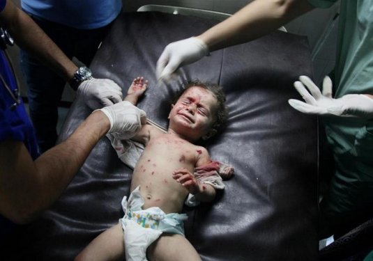 İsrail Gazze'de katliam yapıyor