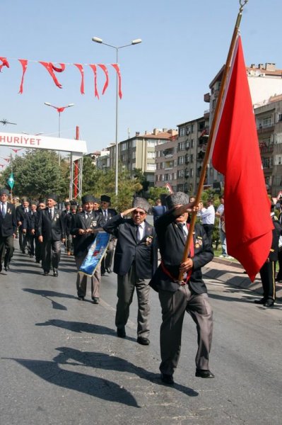 Yurt geneli'nden Zafer Bayramı kutlamaları
