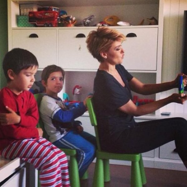 Gülben Ergen minibüse bindi