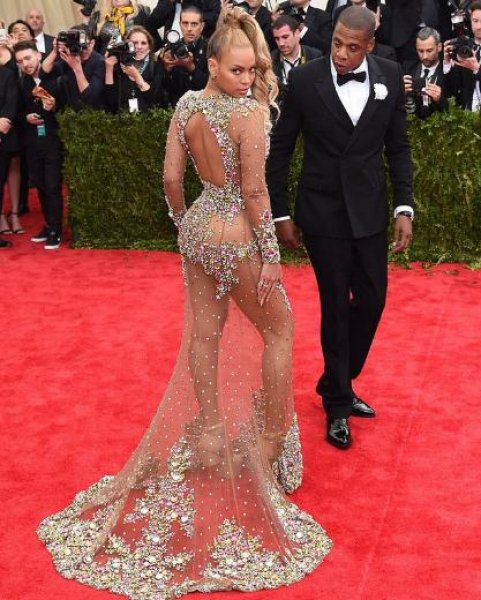 Met Gala'da şıklık yarışı