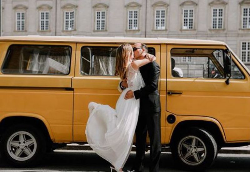 Oyuncu Gürgen Öz evlendi