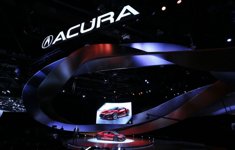 2015 Detroit Auto Show kapılarını açtı
