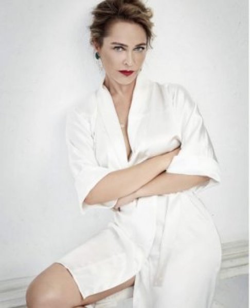 Hülya Avşar 35 yıldır gündemde 